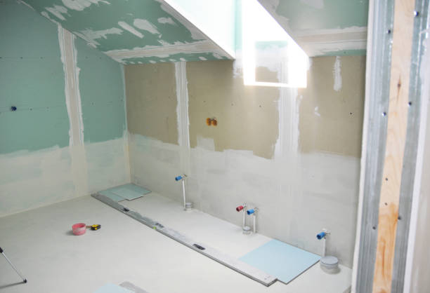 Wallpaper Removal and Painting in Mineralwells, WV